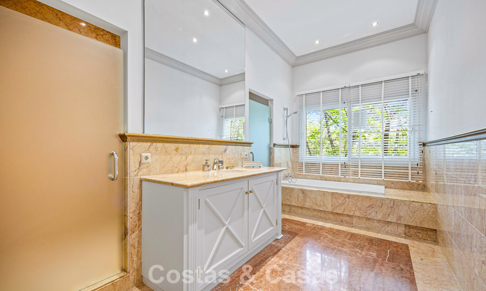 Residencia única, majestuosa y señorial en venta en el corazón de la prestigiosa Milla de Oro de Marbella 782440