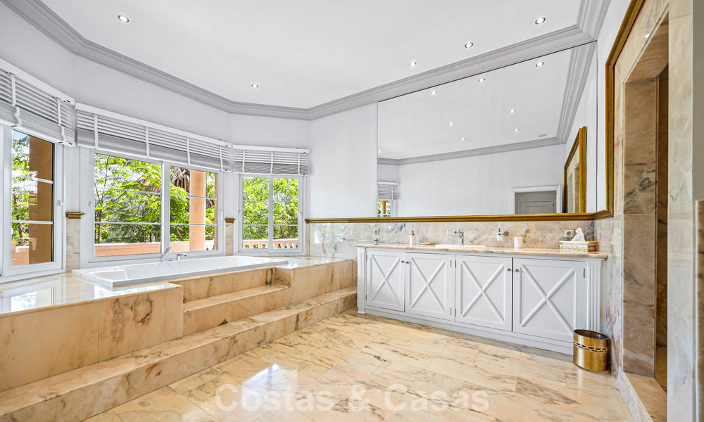 Residencia única, majestuosa y señorial en venta en el corazón de la prestigiosa Milla de Oro de Marbella 782454