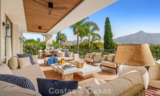 Villa de lujo elegantemente renovada y lista para entrar a vivir en el corazón del Valle del Golf de Nueva Andalucía, Marbella 783161 