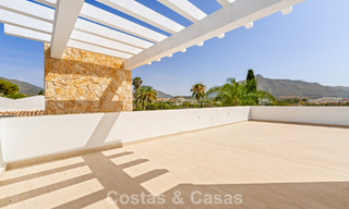 Villa de lujo elegantemente renovada y lista para entrar a vivir en el corazón del Valle del Golf de Nueva Andalucía, Marbella 783196 