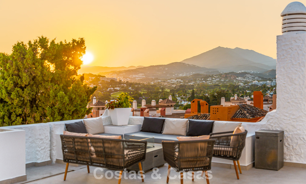 Ático dúplex listo para entrar a vivir en venta en un complejo cerrado en Rio Verde - Nueva Andalucía, Marbella 782209