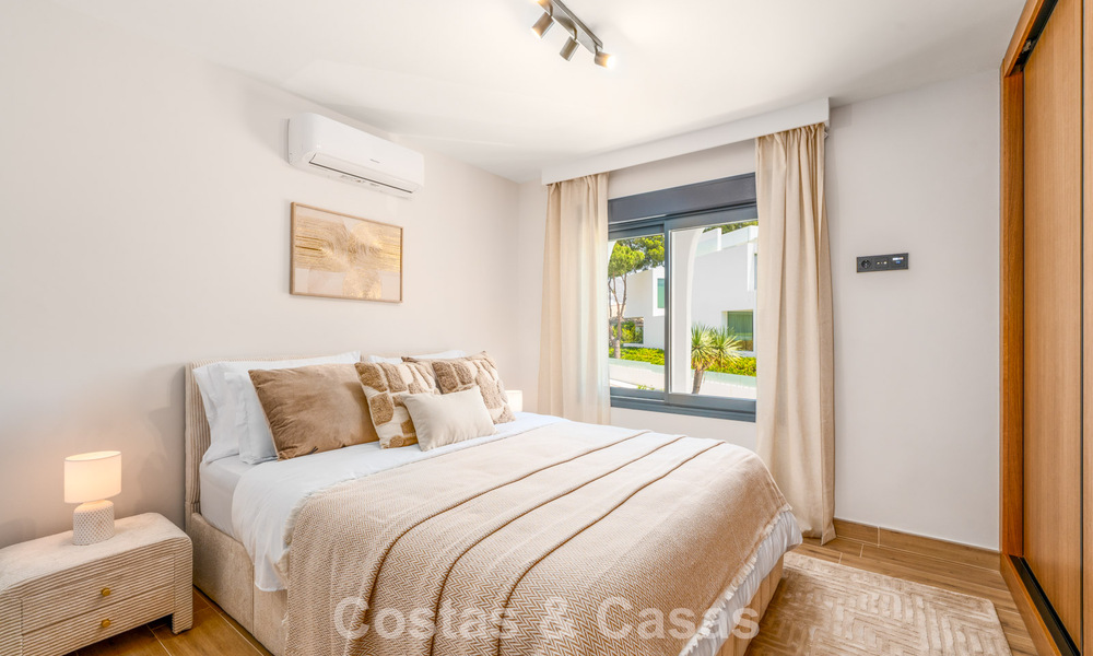 Ático dúplex listo para entrar a vivir en venta en un complejo cerrado en Rio Verde - Nueva Andalucía, Marbella 782210