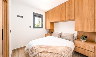 Ático dúplex listo para entrar a vivir en venta en un complejo cerrado en Rio Verde - Nueva Andalucía, Marbella 782212 