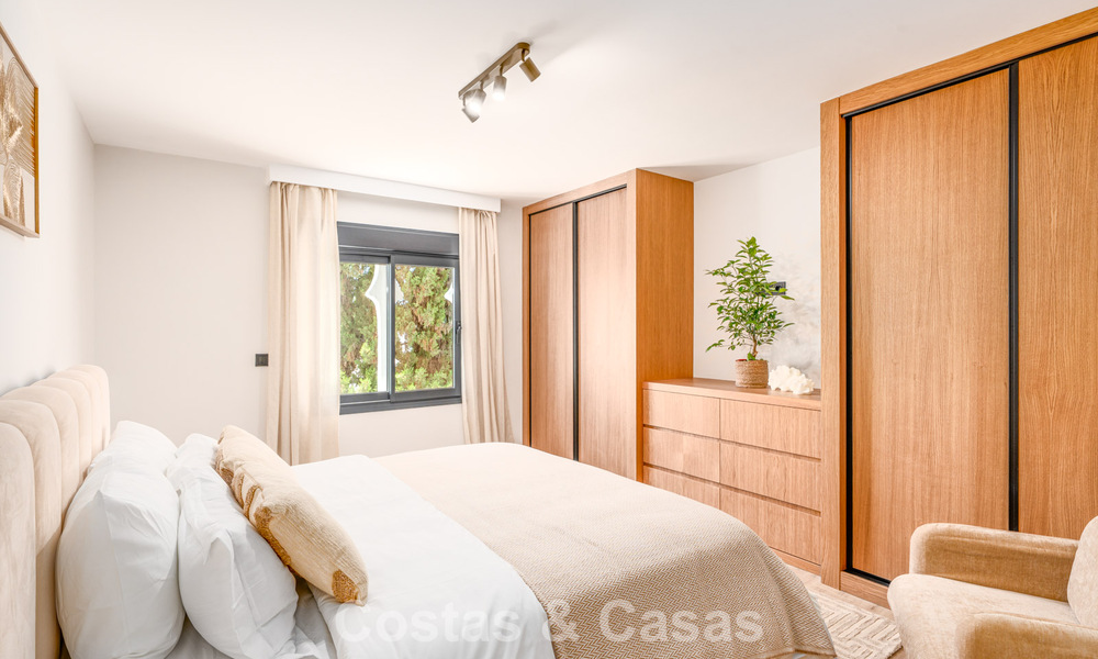 Ático dúplex listo para entrar a vivir en venta en un complejo cerrado en Rio Verde - Nueva Andalucía, Marbella 782215