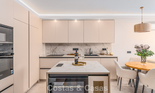 Ático dúplex listo para entrar a vivir en venta en un complejo cerrado en Rio Verde - Nueva Andalucía, Marbella 782224 