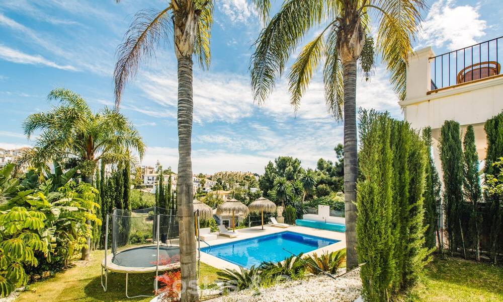 Villa mediterránea lista para entrar a vivir en un complejo de golf cerrado en la Nueva Milla de Oro, entre Marbella y Estepona 782167