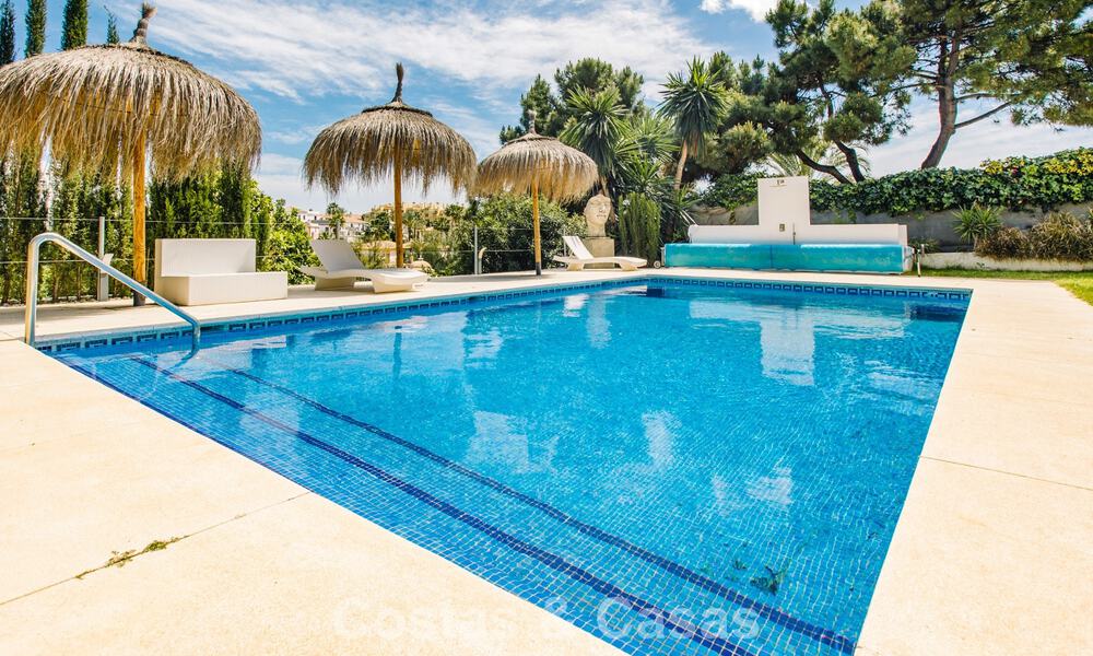 Villa mediterránea lista para entrar a vivir en un complejo de golf cerrado en la Nueva Milla de Oro, entre Marbella y Estepona 782168