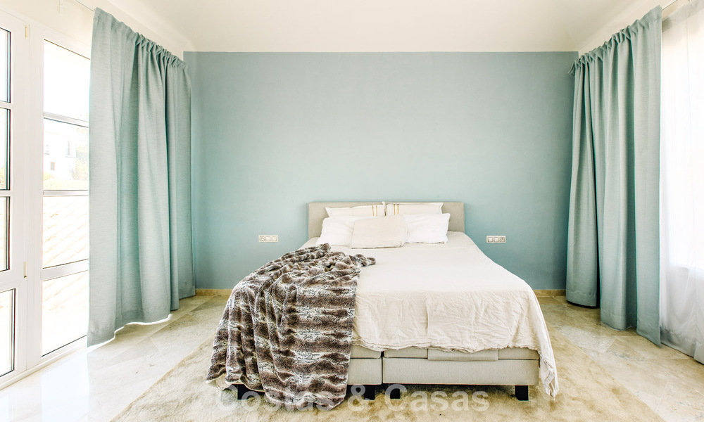 Villa mediterránea lista para entrar a vivir en un complejo de golf cerrado en la Nueva Milla de Oro, entre Marbella y Estepona 782169