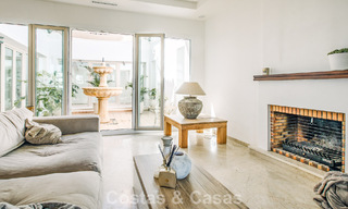 Villa mediterránea lista para entrar a vivir en un complejo de golf cerrado en la Nueva Milla de Oro, entre Marbella y Estepona 782184 