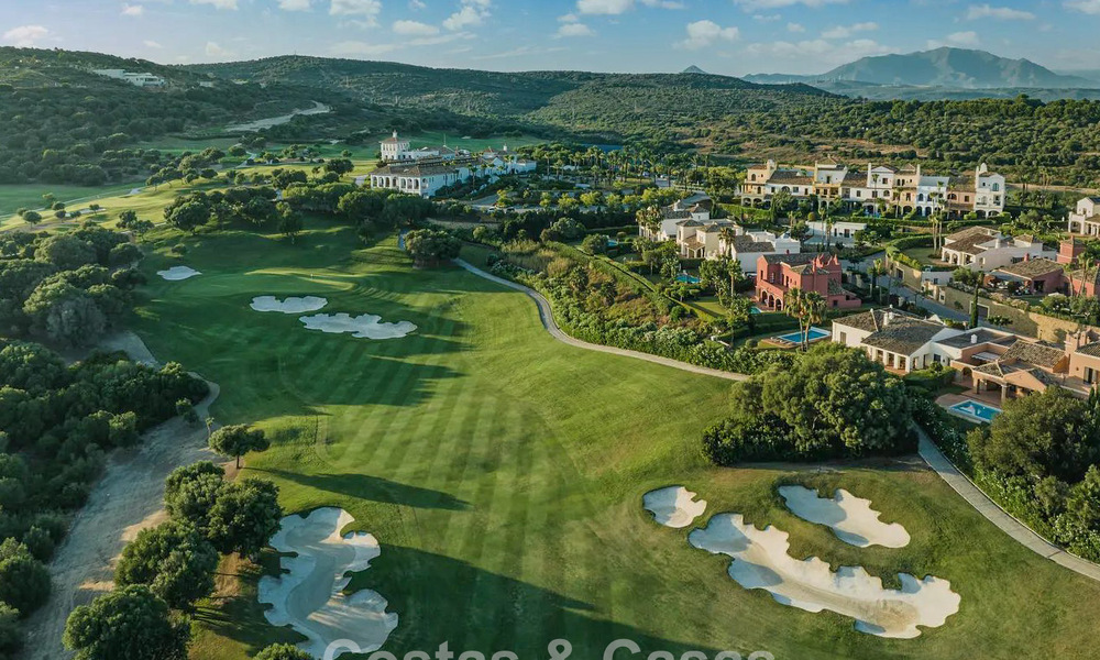 Nueva villa de lujo de alta gama con vistas al golf y al mar en venta en La Reserva Club, Sotogrande, Costa del Sol 782030