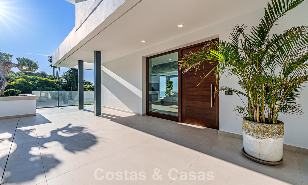 Villa lista para entrar a vivir con vistas al mar, en venta en una tranquila zona residencial de Benalmádena, Costa del Sol. 782320