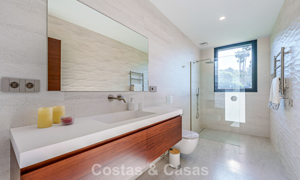 Villa lista para entrar a vivir con vistas al mar, en venta en una tranquila zona residencial de Benalmádena, Costa del Sol. 782339