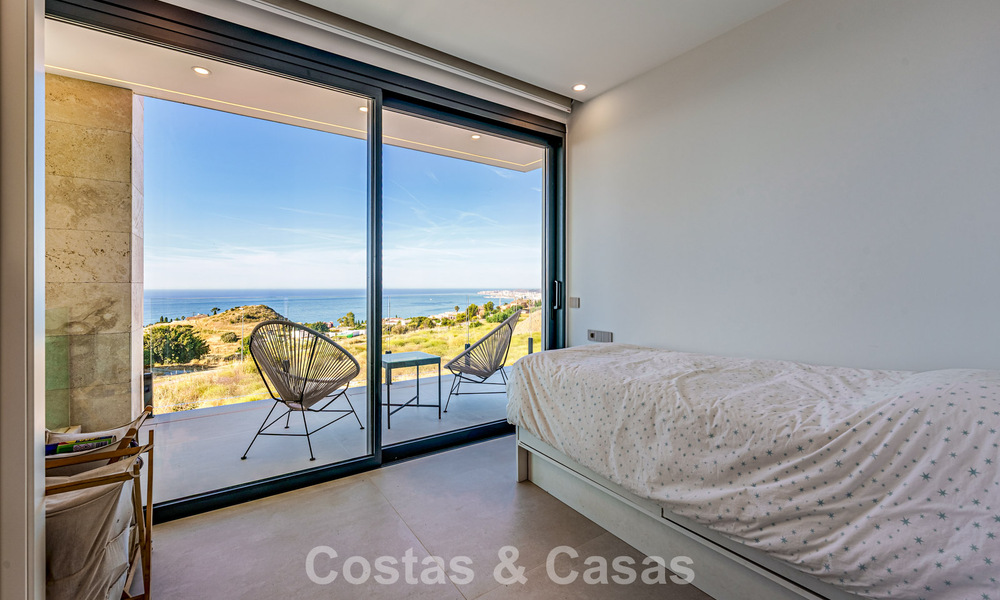 Villa lista para entrar a vivir con vistas al mar, en venta en una tranquila zona residencial de Benalmádena, Costa del Sol. 782344