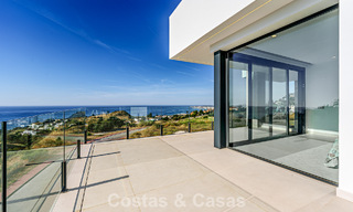 Villa lista para entrar a vivir con vistas al mar, en venta en una tranquila zona residencial de Benalmádena, Costa del Sol. 782348 