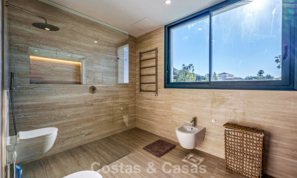 Villa lista para entrar a vivir con vistas al mar, en venta en una tranquila zona residencial de Benalmádena, Costa del Sol. 782349