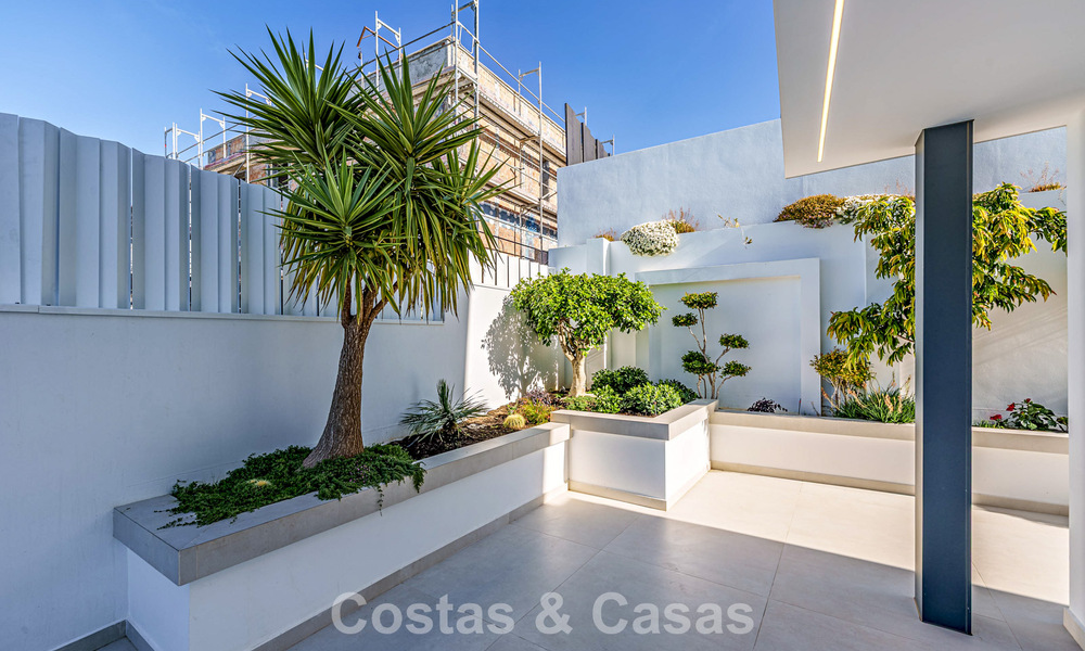 Villa lista para entrar a vivir con vistas al mar, en venta en una tranquila zona residencial de Benalmádena, Costa del Sol. 782351