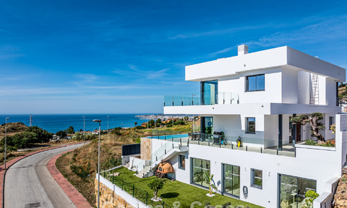 Villa lista para entrar a vivir con vistas al mar, en venta en una tranquila zona residencial de Benalmádena, Costa del Sol. 782357