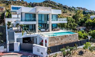 Villa lista para entrar a vivir con vistas al mar, en venta en una tranquila zona residencial de Benalmádena, Costa del Sol. 782364 