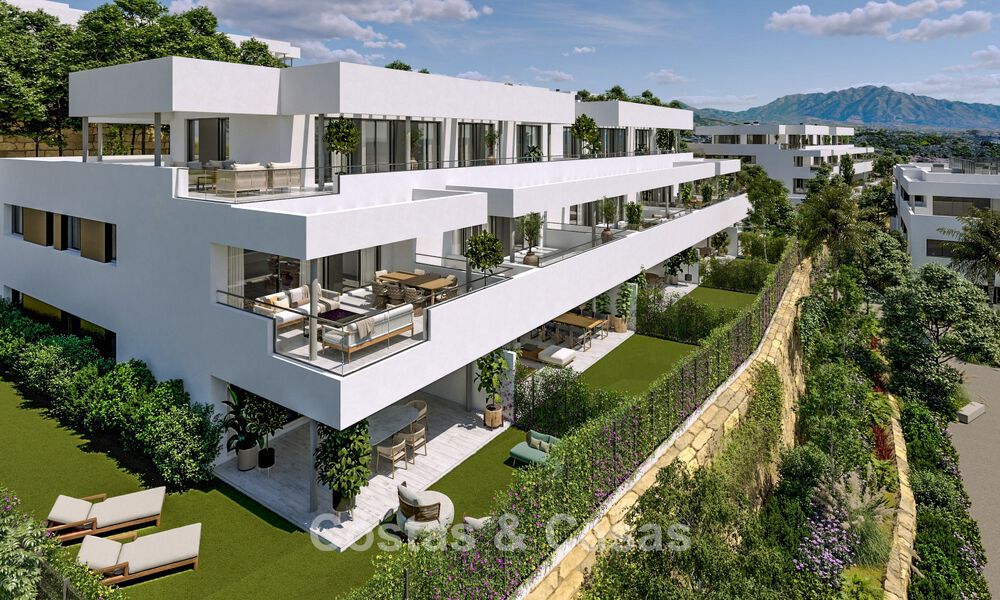 Nuevo proyecto de apartamentos contemporáneos de lujo en venta a un paso de la playa en Estepona Oeste 783263