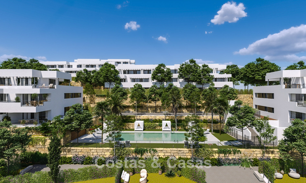 Nuevo proyecto de apartamentos contemporáneos de lujo en venta a un paso de la playa en Estepona Oeste 783266