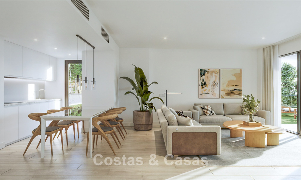 Nuevo proyecto de apartamentos contemporáneos de lujo en venta a un paso de la playa en Estepona Oeste 783270
