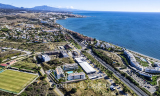 Apartamentos contemporáneos de nueva construcción con impresionantes vistas al mar en venta cerca del centro de Estepona 783349 