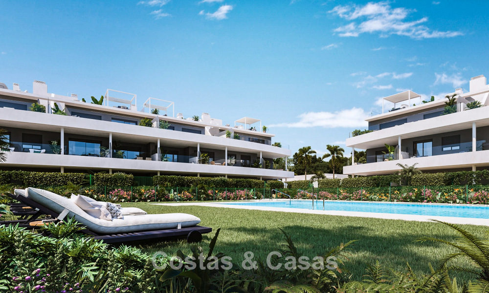 Apartamentos contemporáneos de nueva construcción con impresionantes vistas al mar en venta cerca del centro de Estepona 783356