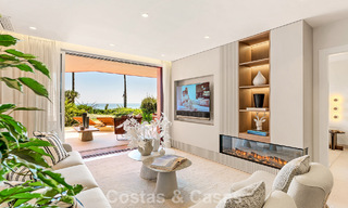 Apartamento reformado de alta calidad y vistas abiertas al mar en venta, en primera línea de playa entre Marbella y Estepona 783425 