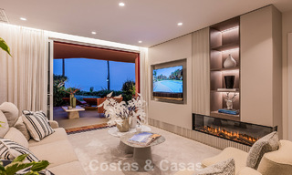 Apartamento reformado de alta calidad y vistas abiertas al mar en venta, en primera línea de playa entre Marbella y Estepona 783446 