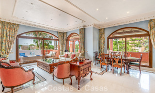 Ático dúplex espacioso con piscina en venta en una urbanización con campo de golf cerca de Guadalmina Baja, Marbella - Estepona 783533 