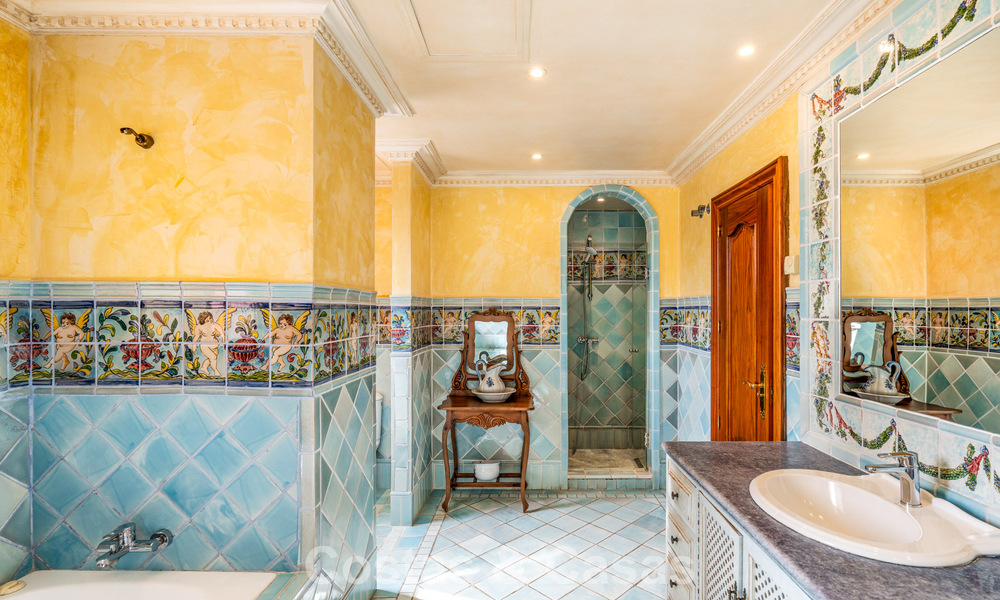 Ático dúplex espacioso con piscina en venta en una urbanización con campo de golf cerca de Guadalmina Baja, Marbella - Estepona 783538