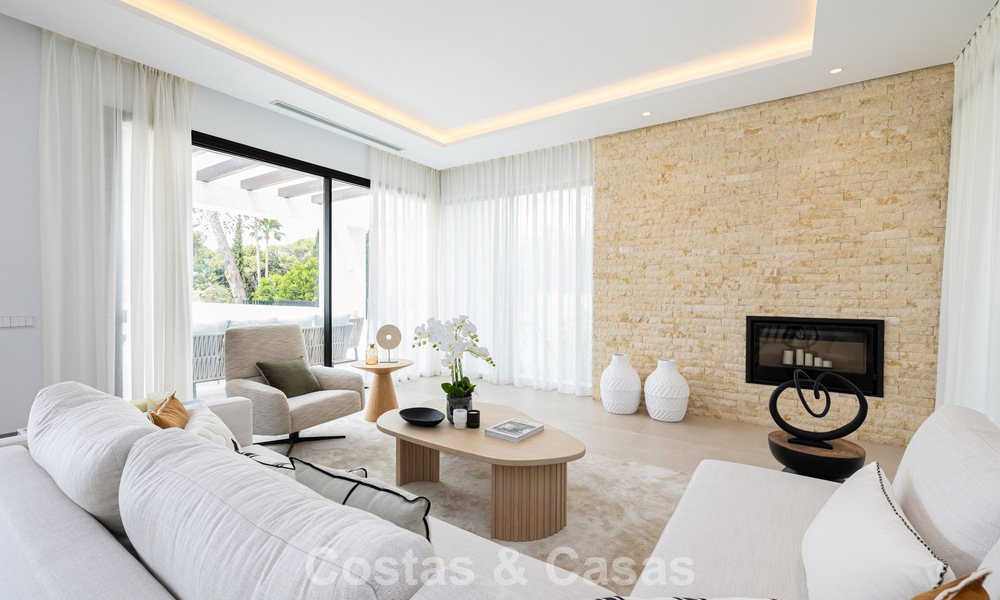 Villa contemporánea en venta a un paso de la playa y todos los servicios en Marbella ciudad 783505