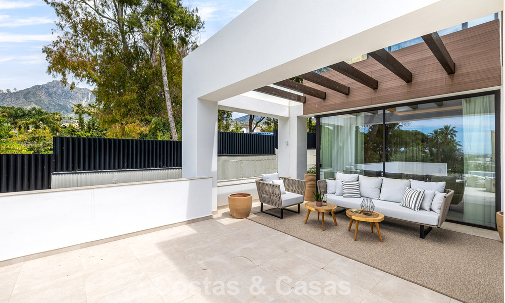 Villa contemporánea en venta a un paso de la playa y todos los servicios en Marbella ciudad 783509