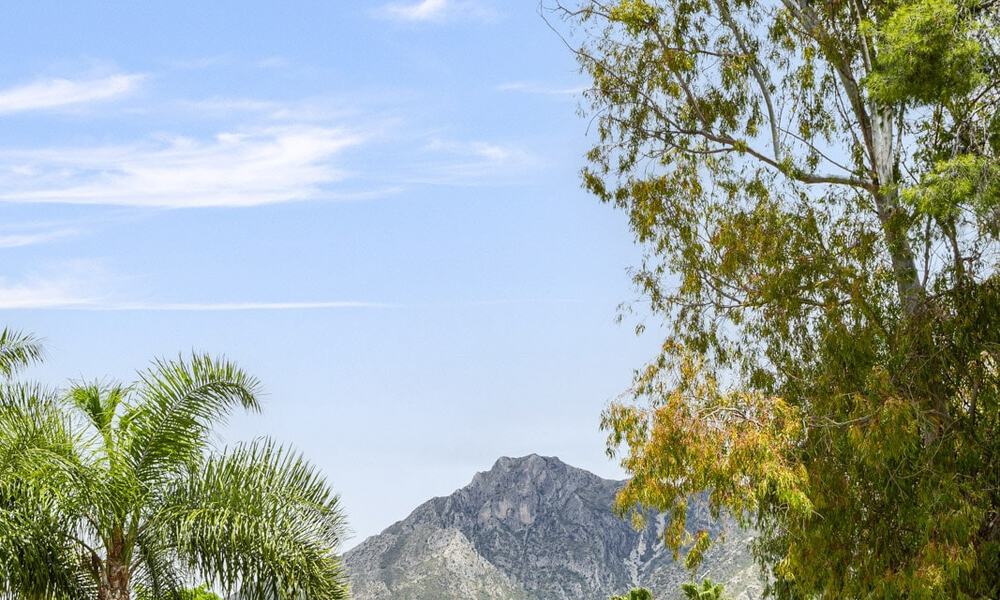 Villa contemporánea en venta a un paso de la playa y todos los servicios en Marbella ciudad 783510