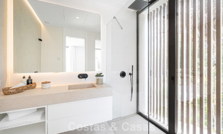 Villa contemporánea en venta a un paso de la playa y todos los servicios en Marbella ciudad 783520 