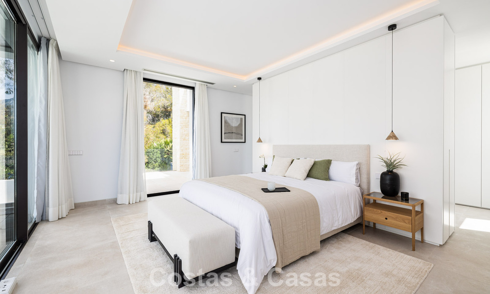 Villa contemporánea en venta a un paso de la playa y todos los servicios en Marbella ciudad 783523