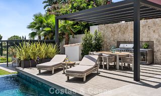 Villa en primera línea de golf con vistas al campo de golf y al mar en venta en el resort de golf de 5* en Marbella - Benahavís 783386 