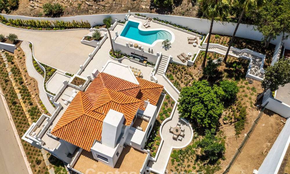 Lujosa villa mediterránea en venta en las colinas de Nueva Andalucía, Marbella 783229