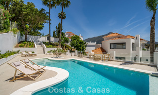 Lujosa villa mediterránea en venta en las colinas de Nueva Andalucía, Marbella 783236 