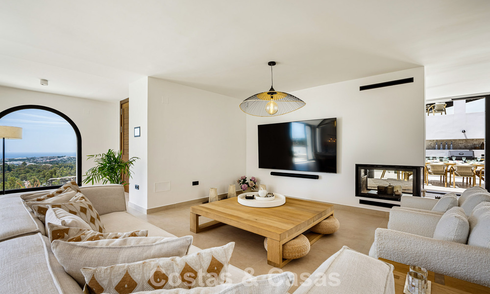 Lujosa villa mediterránea en venta en las colinas de Nueva Andalucía, Marbella 783246