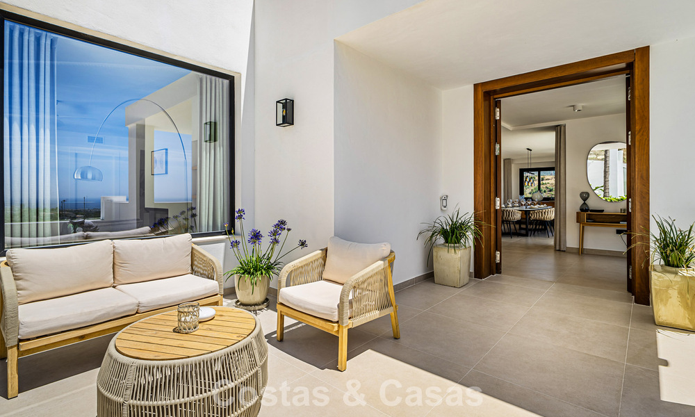 Lujosa villa mediterránea en venta en las colinas de Nueva Andalucía, Marbella 783247