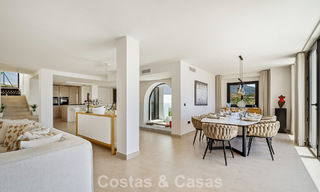 Lujosa villa mediterránea en venta en las colinas de Nueva Andalucía, Marbella 783253 