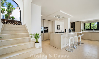 Lujosa villa mediterránea en venta en las colinas de Nueva Andalucía, Marbella 783254 