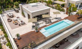 Vivienda de diseño de alta gama, lista para entrar a vivir, en un complejo tipo resort de lujo en la Milla de Oro de Marbella 782732 
