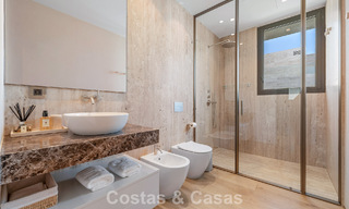 Vivienda de diseño de alta gama, lista para entrar a vivir, en un complejo tipo resort de lujo en la Milla de Oro de Marbella 782741 