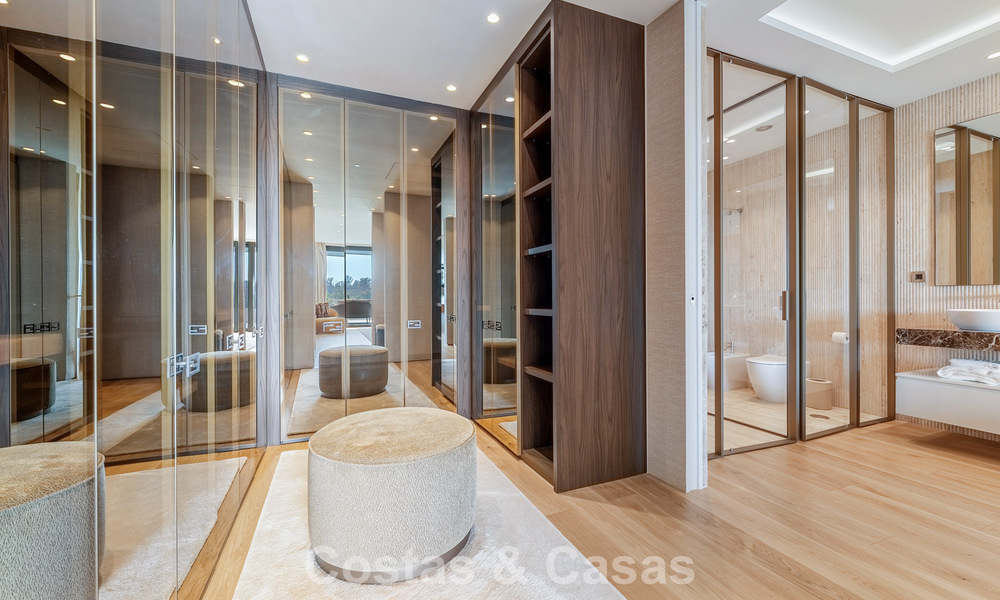 Vivienda de diseño de alta gama, lista para entrar a vivir, en un complejo tipo resort de lujo en la Milla de Oro de Marbella 782751