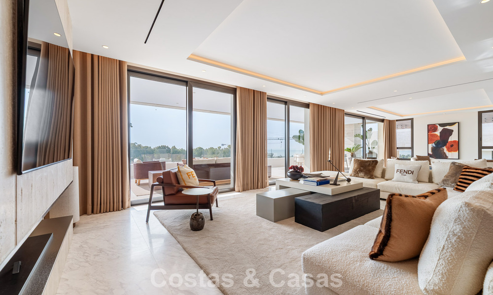 Vivienda de diseño de alta gama, lista para entrar a vivir, en un complejo tipo resort de lujo en la Milla de Oro de Marbella 782756