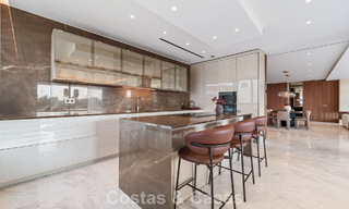 Vivienda de diseño de alta gama, lista para entrar a vivir, en un complejo tipo resort de lujo en la Milla de Oro de Marbella 782759 