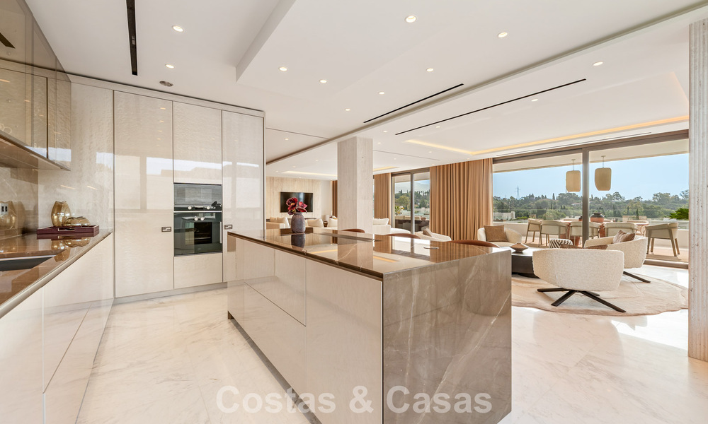 Vivienda de diseño de alta gama, lista para entrar a vivir, en un complejo tipo resort de lujo en la Milla de Oro de Marbella 782760
