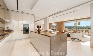 Vivienda de diseño de alta gama, lista para entrar a vivir, en un complejo tipo resort de lujo en la Milla de Oro de Marbella 782760 